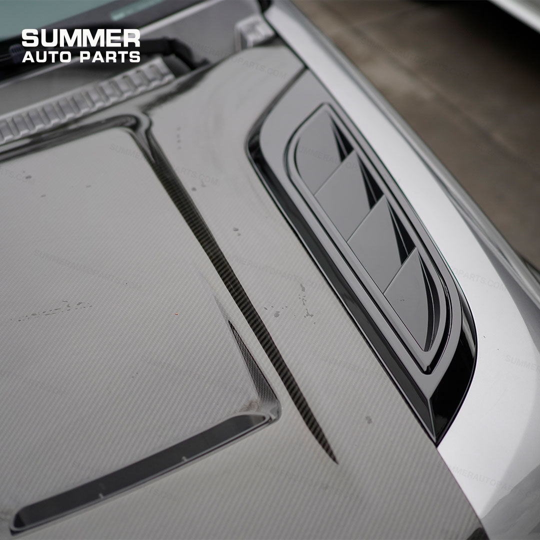 Angled view of black Union Jack side steps for Land Rover Defender 90 L663